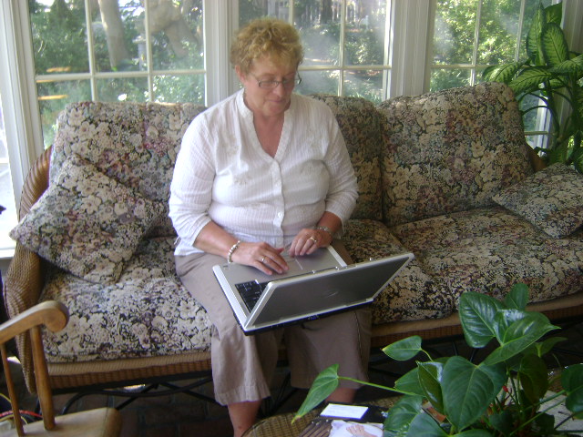 Guest with laptop